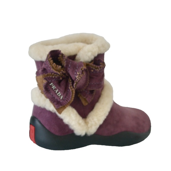 NIB AUTHENTIC PRADA SHEARLING GIRLS BOOTS - Picture 1 of 7